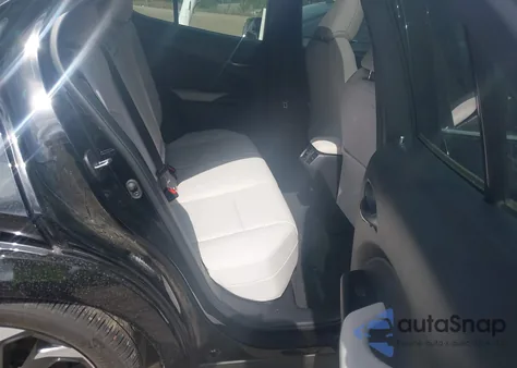 2022 Lexus Ux 200 z USA, uszkodzony, nr VIN JTHP3JBHXN2052048